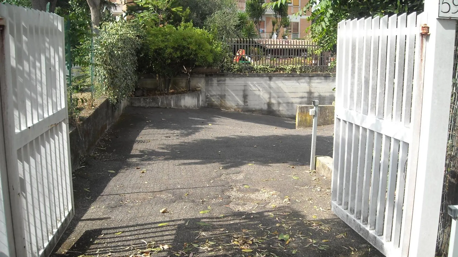 Studioflat Battistini Rome 0*,  Italy
